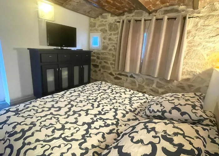 T3 Centre Apartamento Nîmes